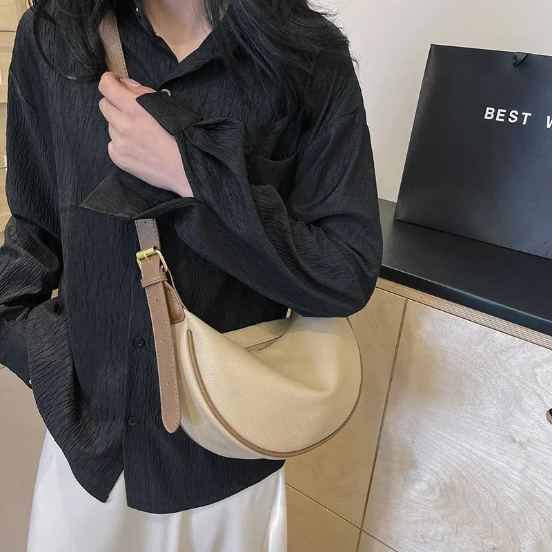 세련된 디자인의 단색 PU 소재 숄더백, 심플하면서도  - Luxury Bags On Sales 리뷰 및 가격